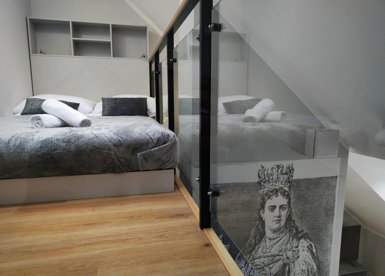 Hugo Vip Apartments Краков Экстерьер фото