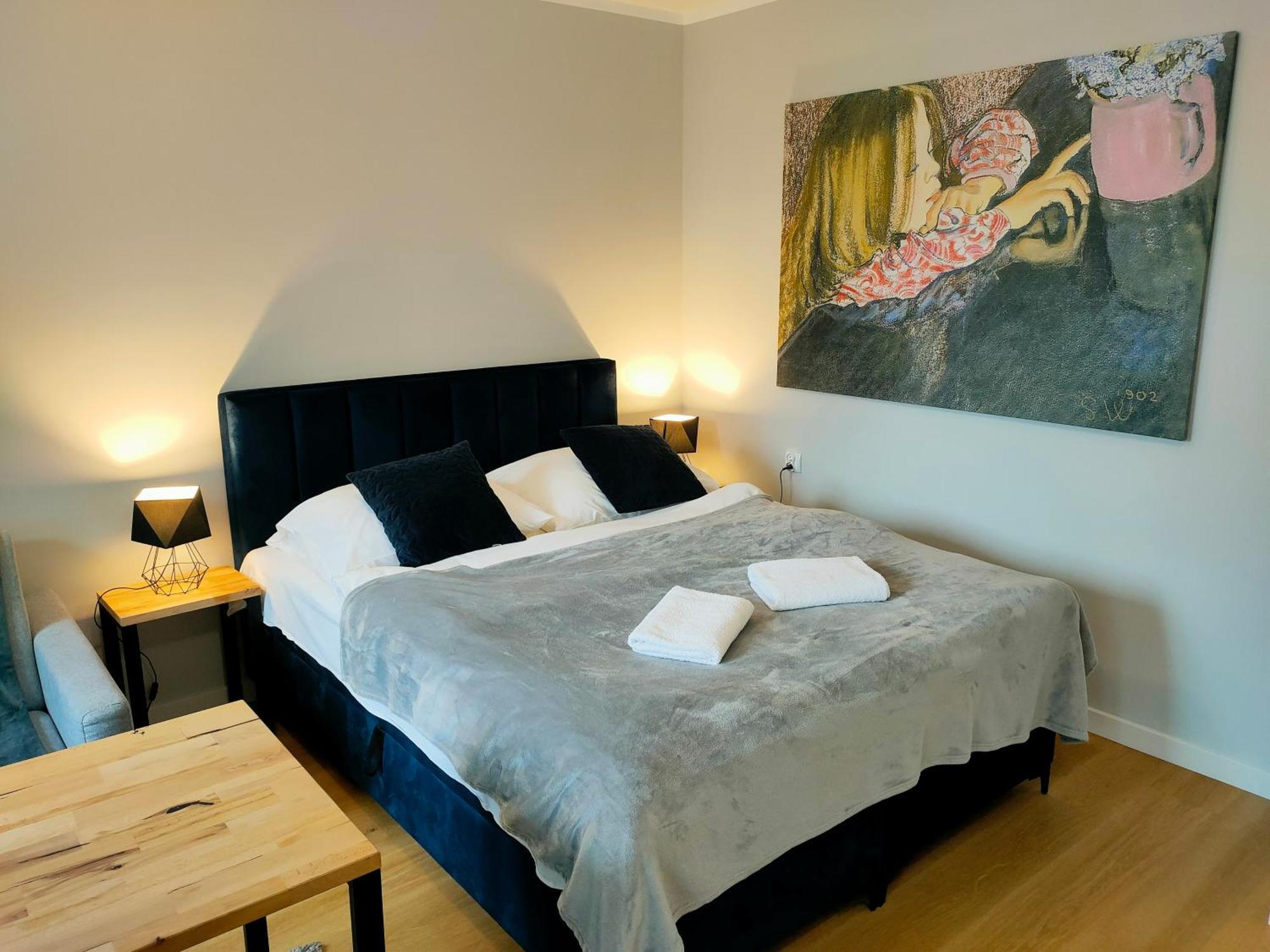 Hugo Vip Apartments Краков Экстерьер фото